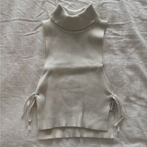 Edikted Sleeveless Turtleneck Knit with Side Ties